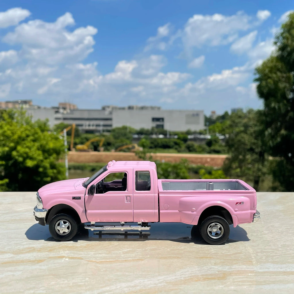 1:32 Ford F350 Pickup Truck | Premium Alloy Die-cast Model | KAIKAMFUNG