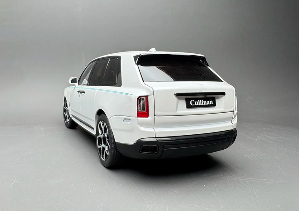 1:18 Rolls Royce Cullinan | Premium Alloy Die-cast Model | KAIKAMFUNG