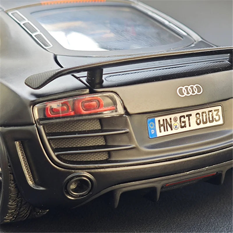 1:18 Audi R8 GT