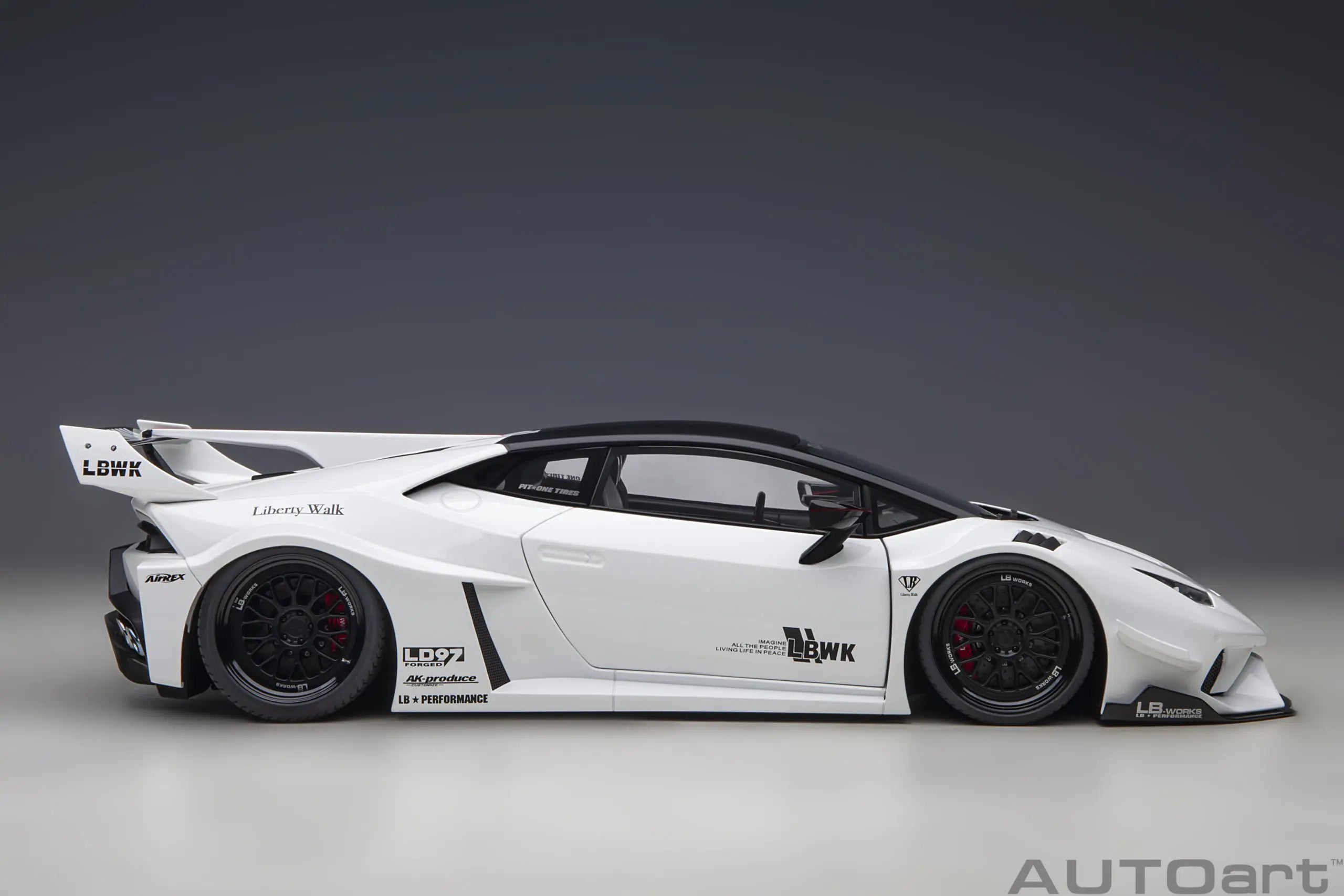 1:18 Lamborghini HURACAN GT