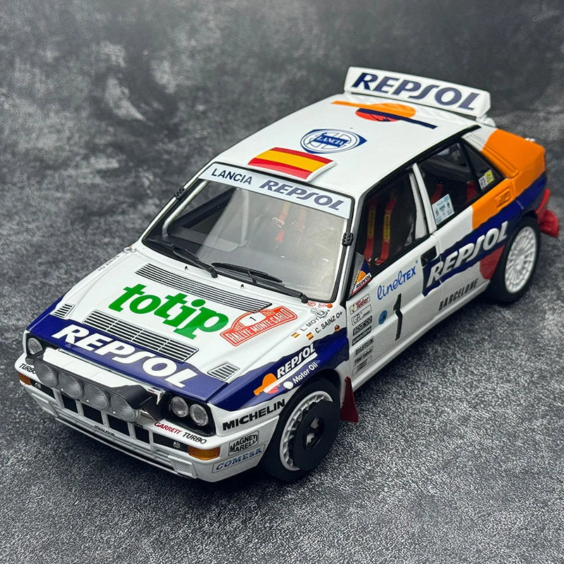 1:18 Lancia Delta HF Martini painted