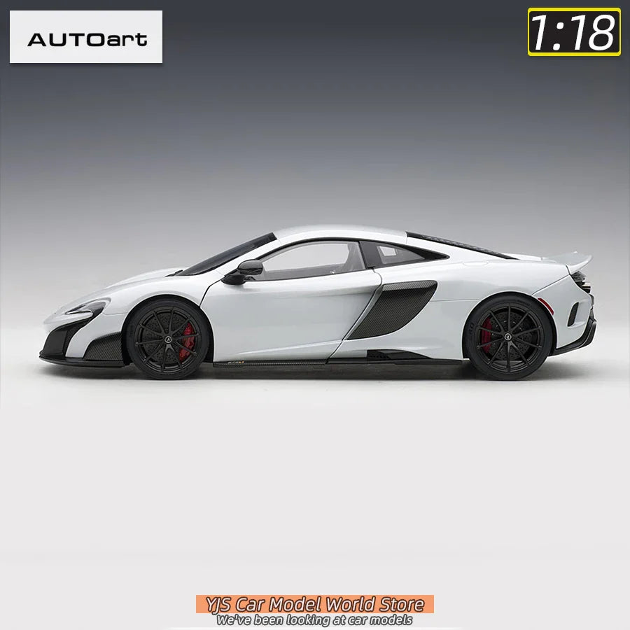 1:18 McLaren 675LT