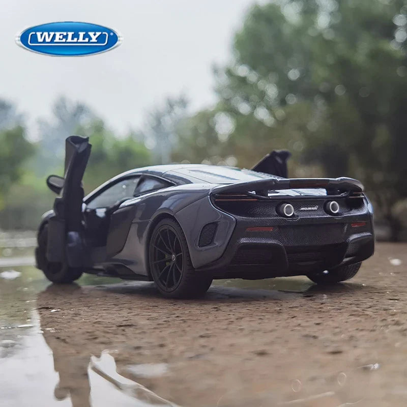 1:24 McLaren 675LT