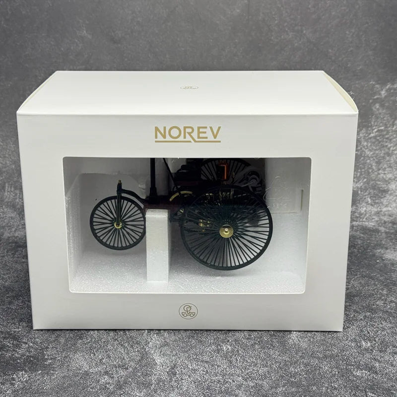 1:18 Classic Car 3-wheeler 1886 Automobile