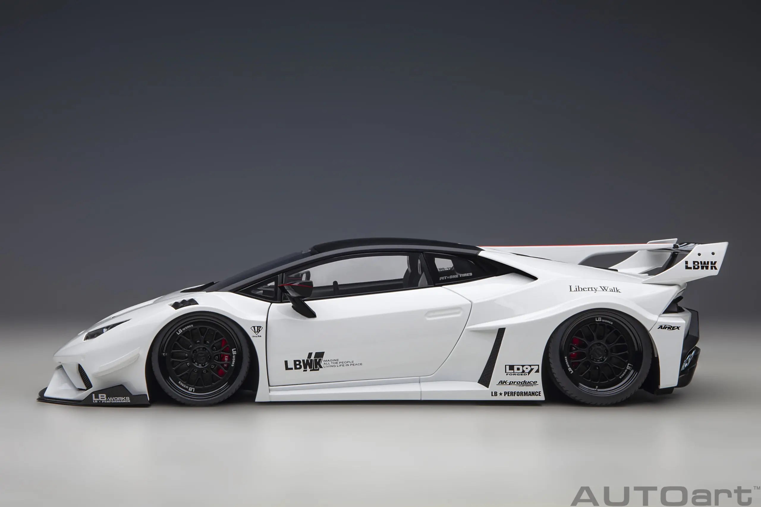 1:18 Lamborghini HURACAN GT