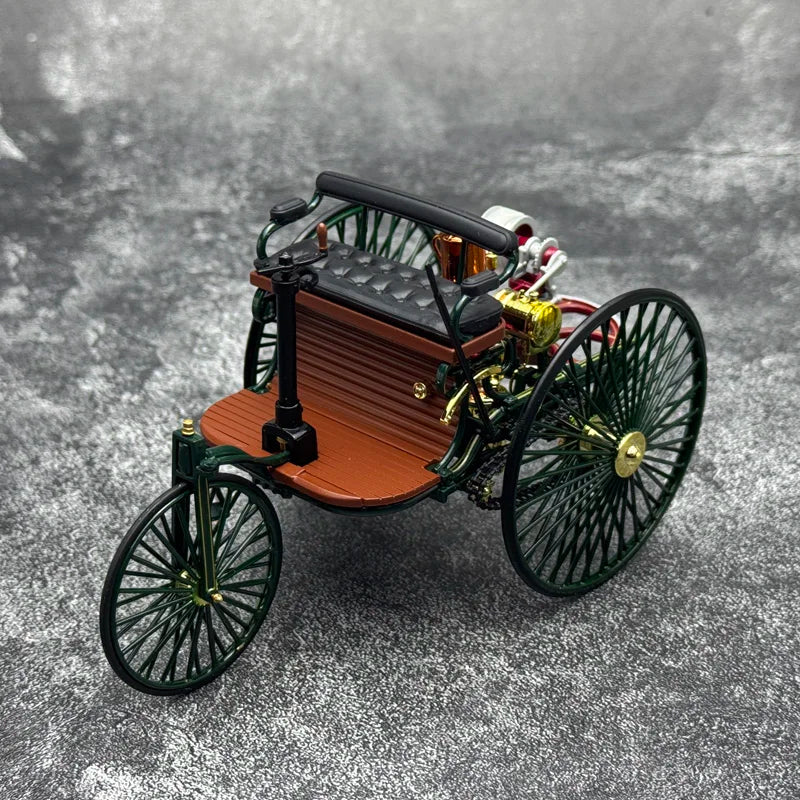 1:18 Classic Car 3-wheeler 1886 Automobile