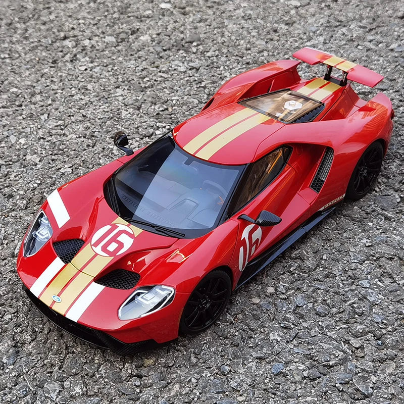 1:18 FORD GT FORD HERITAGE EDITION