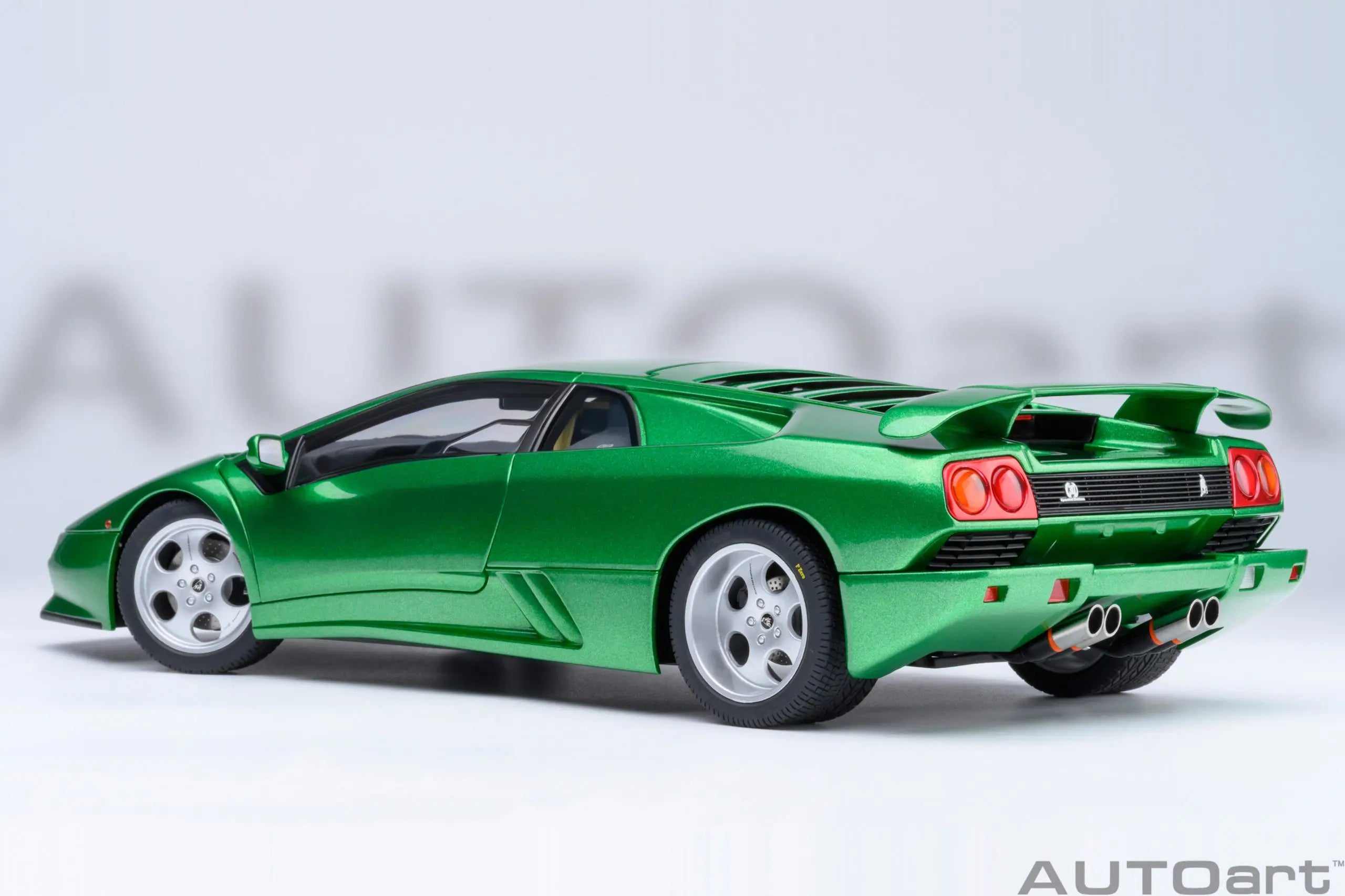 1:18 Lamborghini Diablo SE30 Jota