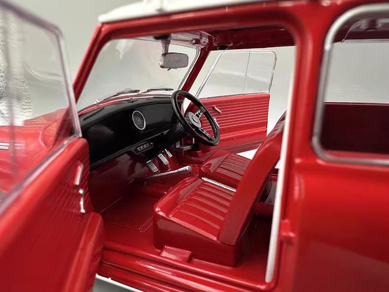 1:18 Mini Cooper S #177, 1967 Monte Carlo Rally Diecast Model Car