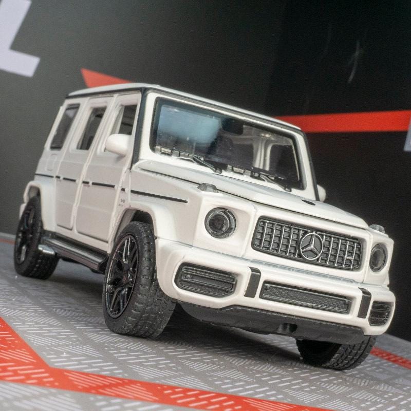1:32 Mercedes-Benz AMG G63 Alloy Car Model