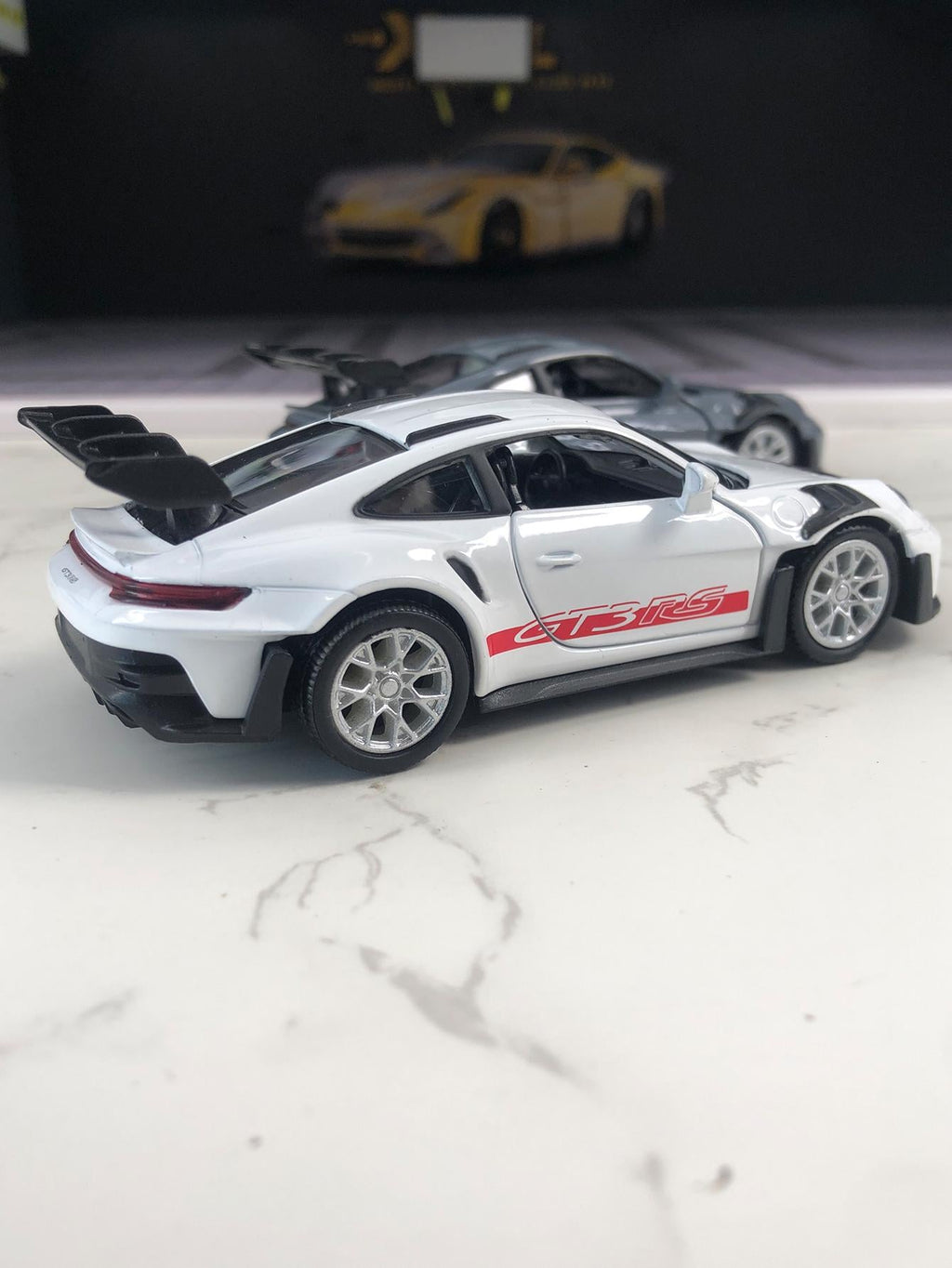 1:36 Porsche 911 GT3 RS 2023 Diecast Model