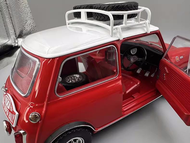 1:18 Mini Cooper S #177, 1967 Monte Carlo Rally Diecast Model Car
