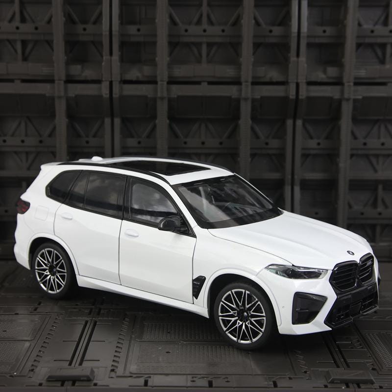 Diecast 1:18 BMW X5M Alloy Car Model