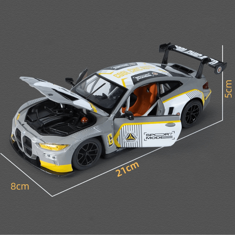1/24 Scale BMW M4 GT3 Die-cast Model Car | Premium Alloy | KAIKAMFUNG