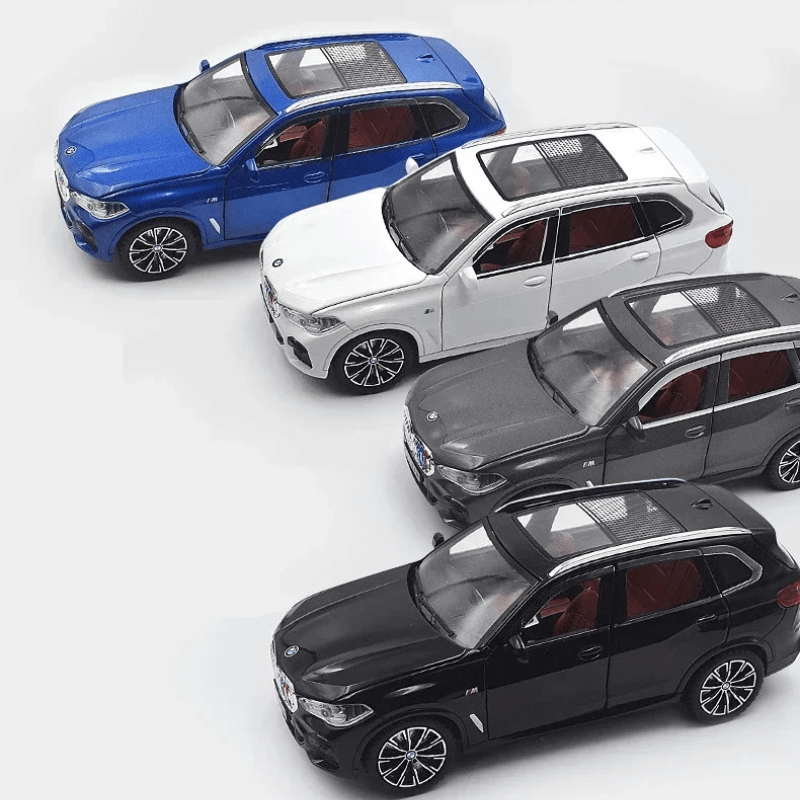 1/24 Scale BMW X5 Die-cast Model Car | Premium Alloy | KAIKAMFUNG